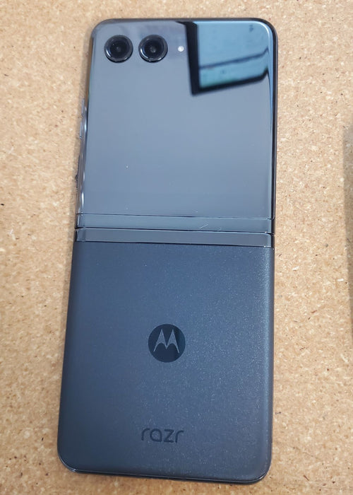 Moto Razr+ 5G 2023 (256GB, 8GB) 6.9" ATT LOCKED XT2321-5 (Acceptable - Refurbished, Infinite Black)