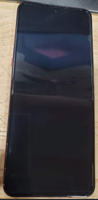 Moto Razr Ultra 5G 2025 | 512GB, 16GB| 7.0" Unlocked Global 5G / 4G LTE XT2551-2 ***READ DESCRIPTION*** (Renewed | Smart Saver, PANTONE Rio Red)