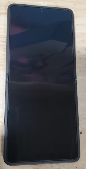 SAMSUNG Galaxy Z Flip7 5G (512GB, 12GB) 6.9" Fully Unlocked US **READ DESCRIPTION** (Renewed | Smart Saver, Jet Black)