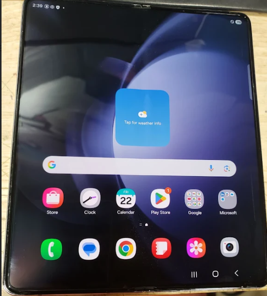 Samsung Galaxy Z Fold5 5G (256GB, 12GB) 7.6" Factory Unlocked GSM/CDMA F946U (Renewed | Smart Saver, Icy Blue)