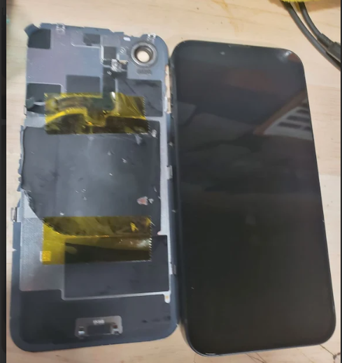 Apple iPhone 16e (128GB, 8GB) 6.1", iOS 26, 5G / 4G LTE ***READ DESCRIPTION*** (For Parts | Non-Functional, Black)