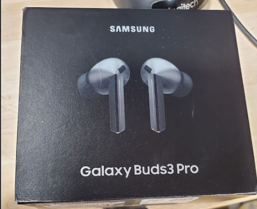 SAMSUNG Galaxy Buds3 Pro R630 Wireless Earbuds w/ ANC & AI Language Interpreter ***READ DESCRIPTION*** (Renewed | Smart Saver, Silver)