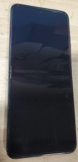 Moto Razr+ 5G 2023 (256GB, 8GB) 6.9" GSM Unlocked US 5G / Global 4G *** READ DESCRIP**** (Renewed | Smart Saver, Infinite Black)