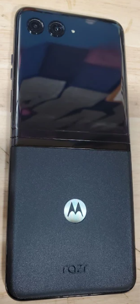 Moto Razr+ 5G 2023 (256GB, 8GB) 6.9" GSM Unlocked US 5G / Global 4G *** READ DESCRIP**** (Renewed | Smart Saver, Infinite Black)