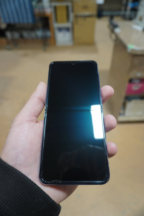 SAMSUNG Galaxy Z Flip4 5G (256GB, 8GB) 6.7" Ful Unlocked***READ DESCRIPTION*** (Renewed | Smart Saver, Blue)