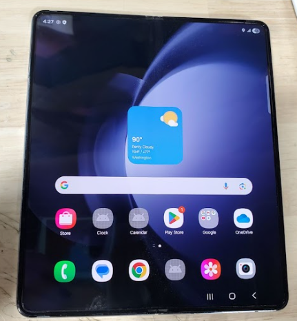 Samsung Galaxy Z Fold5 5G (256GB, 12GB) 7.6" Factory Unlocked GSM/CDMA F946U ***READ DESCRIPTION*** (Renewed | Smart Saver, Icy Blue)