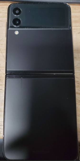 SAMSUNG Galaxy Z Flip3 5G (128GB, 8GB) 6.7" ***READ DESCRIPTION*** (For Parts | Non-Functional, Phantom Black)