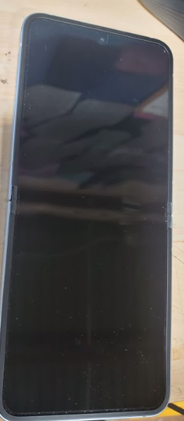 SAMSUNG Galaxy Z Flip6 5G (256GB) Fully Unlocked F741U ***READ DESCRIPTION*** (For Parts | Non-Functional, Blue)