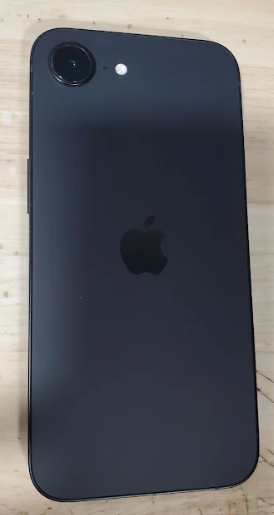Apple iPhone 16e (128GB, 8GB) 6.1", iOS 26, 5G / 4G LTE FUNL **READ DESCRIPTION*** (Renewed | Smart Saver, Black)