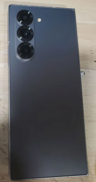 Samsung Galaxy Z Fold6 5G (256GB, 12GB) 7.6" Factory Unlocked GSM/CDMA F956U  *** READ DESCRIPTION BEFORE*** (Renewed | Smart Saver, Silver Shadow)