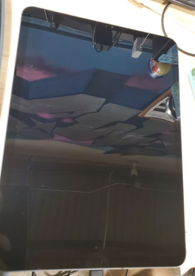 Apple iPad Pro 2018 (512GB) 11" (Wi-Fi + 4G LTE) Global Unlocked (GSM+CDMA) ***READ DESCRIPTION*** (Renewed | Smart Saver, Space Gray)