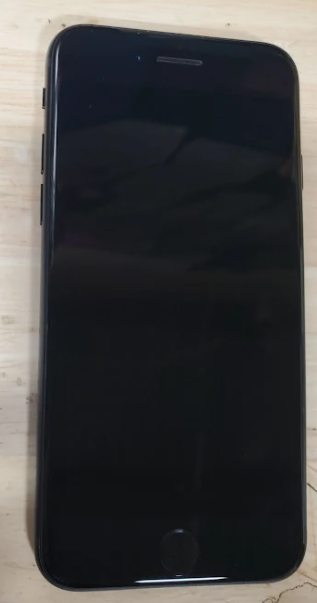 Apple iPhone SE 2022 128GB 5G (3rd Gen) 4.7" ***READ DESCRIPTION*** (Renewed | Smart Saver, Black)