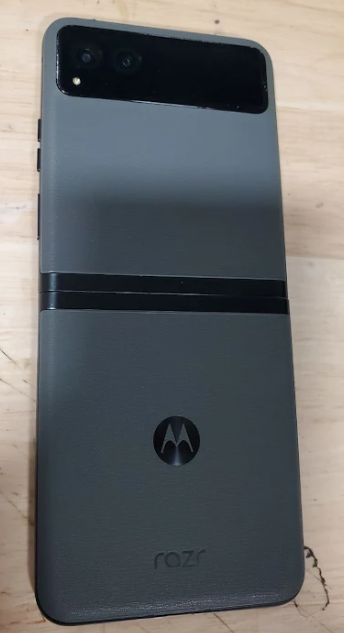 Moto Razr 5G 2023 (128GB, 8GB) 6.9" T-Mobile Unlocked 5G / 4G LTE XT2323-2 ***READ DESCRIPTION*** (Renewed | Smart Saver, Sage Green)