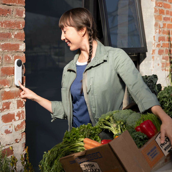 Google Nest Doorbell (Battery) App Controlled w/ Smart Alerts, Night Vision-Snow ()