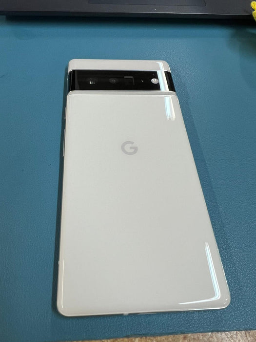 Google Pixel 6 Pro 5G (128 GB, 12 GB) 6,71" Totalmente desbloqueado (GSM + Verizon) G8VOU (Aceptable - Reacondicionado, Blanco nublado)