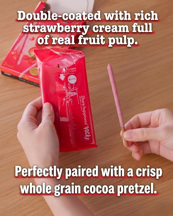 Glico Pocky Crushed Strawberry Biscuit Sticks, Individually Wrapped, Large Sharing Pack, Strawberry Snack Gift, 2 Bags x 2 Packs ()