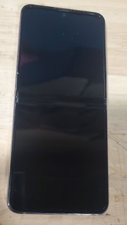 SAMSUNG Galaxy Z Flip4 5G (256GB, 8GB) 6.7" Fully Unlocked **READ DESCRIPTION** (Renewed | Smart Saver, Bora Purple)