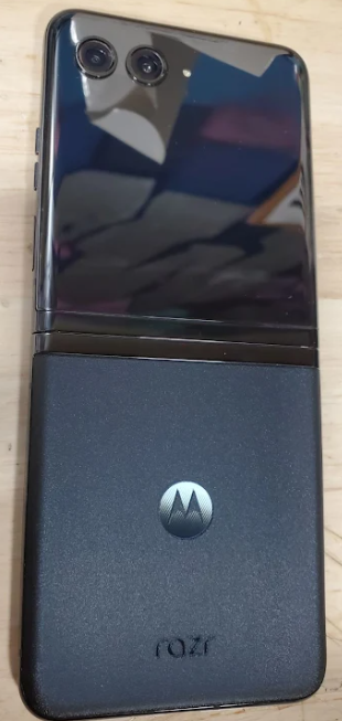 Moto Razr+ 5G 2023 (256 GB, 8 GB) 6,9" GSM desbloqueado EE. UU. 5G / Global 4G LTE XT2321-5 (aceptable - reacondicionado, negro infinito)