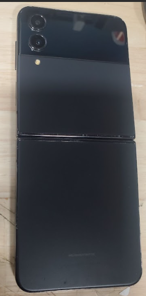 SAMSUNG Galaxy Z Flip4 5G (128GB, 8GB) 6.7" Fully Unlocked **** (READ DESCRPTION) *** (Renewed | Smart Saver, Graphite)