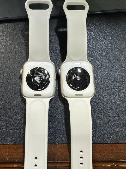 Apple Watch SE 2022 (44mm, Wi-Fi, GPS + LTE) 1.78" Fully Unlocked, Aluminum Case (Acceptable - Refurbished, Starlight)